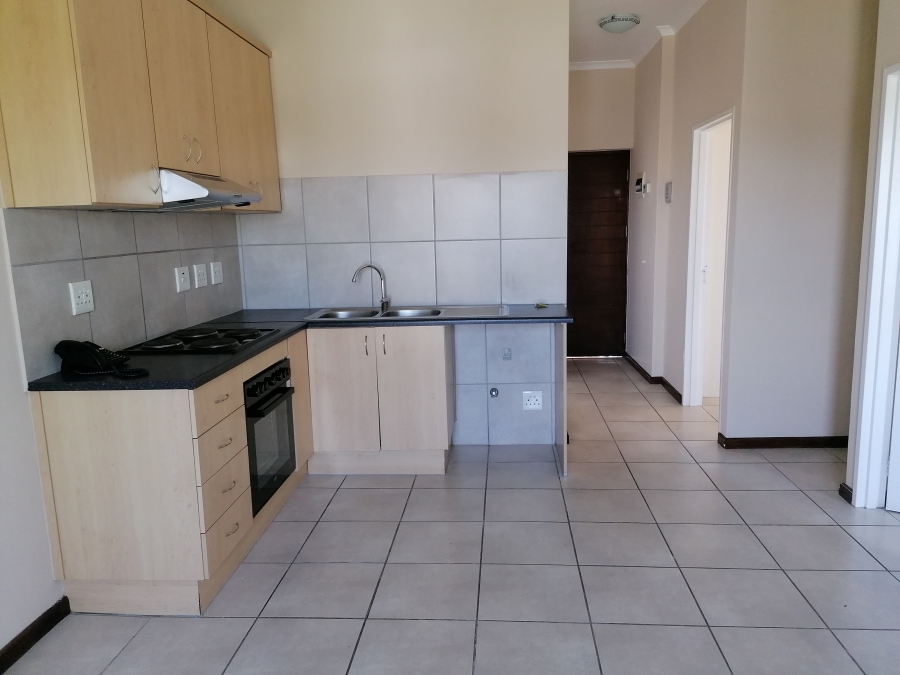 To Let 2 Bedroom Property for Rent in Buh Rein Estate Western Cape